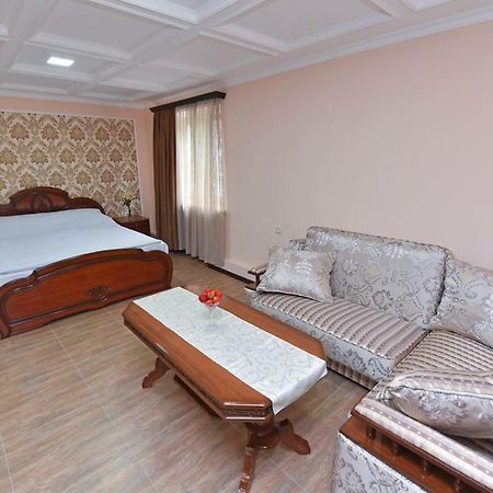 Old City Hotel Alaverdi Exterior foto